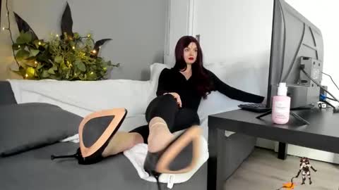 Snapshot of mistress_succubus chatting on 03/21/26, 05:23 MistressSuccubus online show from 03/21/26, 05:23
