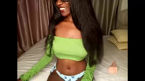 mistress_valentina1 online show from 03/22/26, 01:53