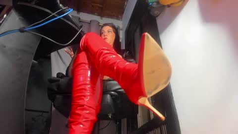 Snapshot of mistressanna_ chatting on 06/20/26, 01:09 Mistress Anna Alves online show from 06/20/26, 01:09