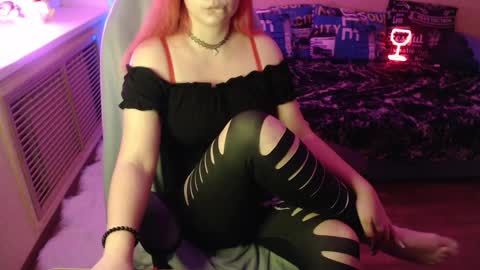 Snapshot of mistressbailey_x chatting on 01/22/25, 03:40 Miss Bailey online show from 01/22/25, 03:40