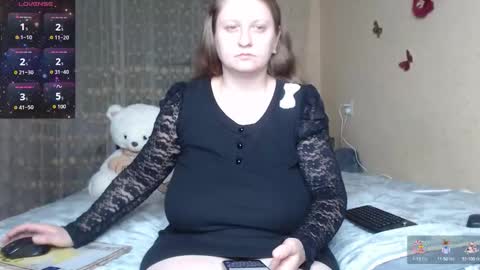 Snapshot of mistresscaro chatting on 09/29/25, 08:46 mistresscaro online show from 09/29/25, 08:46