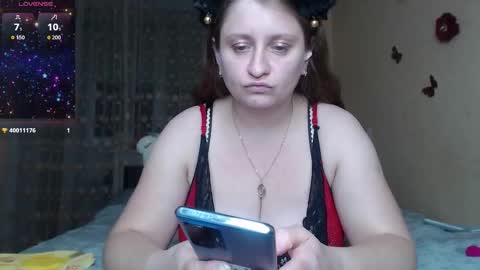 Snapshot of mistresscaro chatting on 10/09/25, 08:18 mistresscaro online show from 10/09/25, 08:18