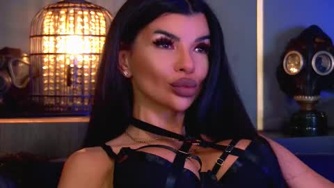 Snapshot of mistresselenia chatting on 11/22/25, 12:48 Elenia online show from 11/22/25, 12:48