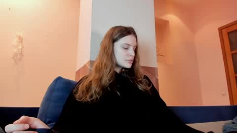 Snapshot of mistresselizy chatting on 04/25/26, 04:15 mistresselizy online show from 04/25/26, 04:15