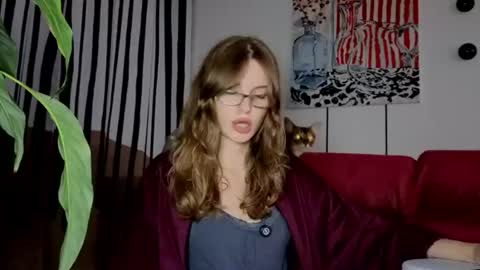 Snapshot of mistresselizy chatting on 07/28/26, 06:42 mistresselizy online show from 07/28/26, 06:42