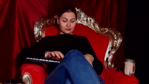 Snapshot of mistressfabiola chatting on 03/02/26, 06:37 Mistress Fabiola online show from 03/02/26, 06:37