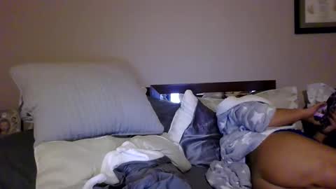 Snapshot of mistressjen44 chatting on 11/30/25, 03:54 mistressjen44 online show from 11/30/25, 03:54