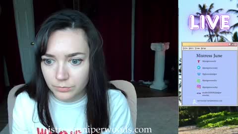 Snapshot of mistressjuniper chatting on 01/31/26, 07:34 Mistress June online show from 01/31/26, 07:34