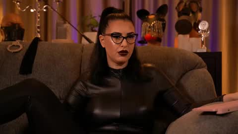 Mistress Kelly online show from 11/10/25, 12:20