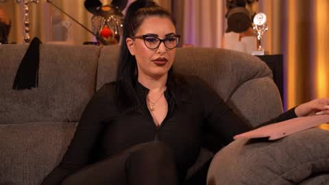 Mistress Kelly online show from 01/09/26, 08:17