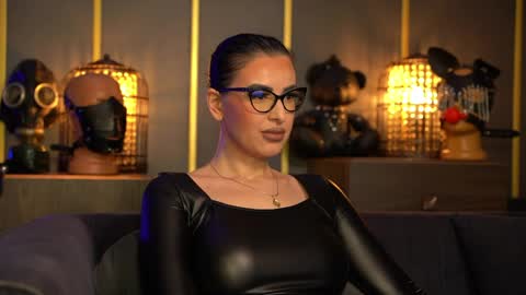 Mistress Kelly online show from 04/16/26, 09:26