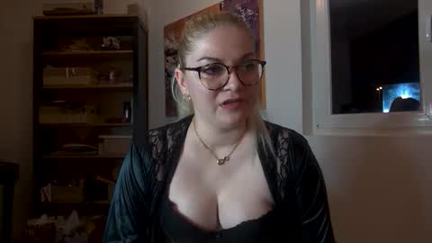 Snapshot of mistressmarlena chatting on 01/31/26, 09:35 Mistress Marlena online show from 01/31/26, 09:35