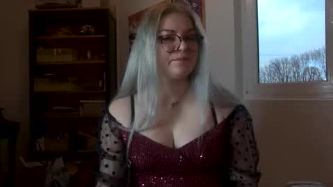 Snapshot of mistressmarlena chatting on 02/02/26, 07:40 Mistress Marlena online show from 02/02/26, 07:40