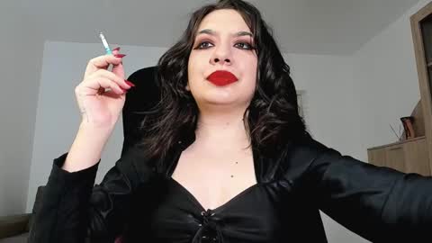 Snapshot of mistressmichelle5 chatting on 02/10/25, 08:20 YourGoddessM online show from 02/10/25, 08:20