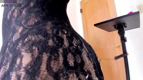 Natti   online show from 04/17/26, 03:48