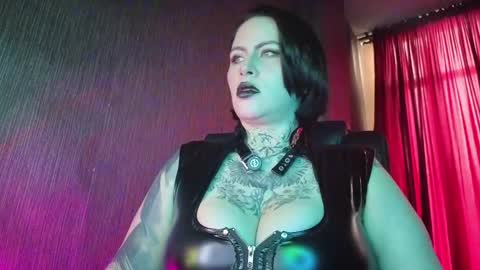 Mistress olivia online show from 04/13/26, 02:33