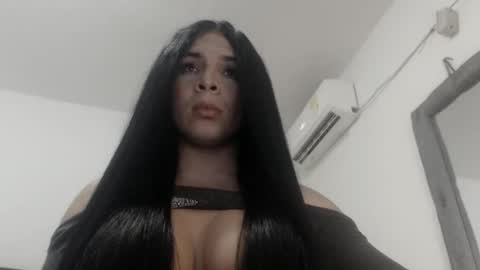 Snapshot of mistressxxalice chatting on 11/06/25, 05:08 ALICE MADANE online show from 11/06/25, 05:08