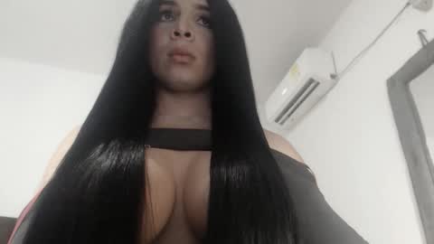 Snapshot of mistressxxalice chatting on 11/13/25, 05:06 ALICE MADANE online show from 11/13/25, 05:06