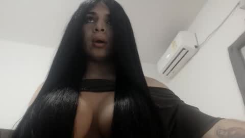 Snapshot of mistressxxalice chatting on 11/22/25, 04:55 ALICE MADANE online show from 11/22/25, 04:55