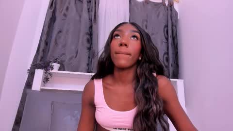 mistt_miaa online show from 12/01/25, 07:08