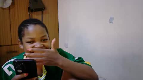 misty_shee online show from 09/28/25, 06:46