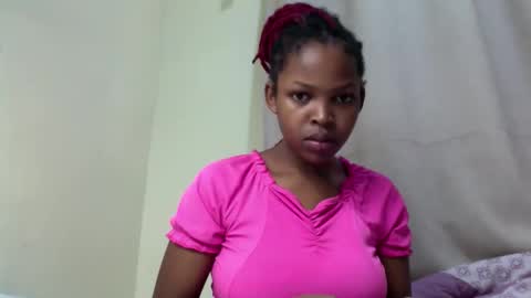 Snapshot of misty_shee chatting on 04/25/26, 01:36 misty_shee online show from 04/25/26, 01:36