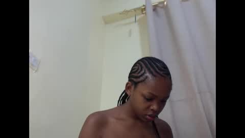Snapshot of misty_shee chatting on 05/04/26, 08:32 misty_shee online show from 05/04/26, 08:32