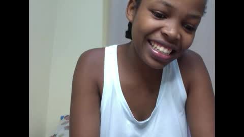 Snapshot of misty_shee chatting on 05/21/26, 09:55 misty_shee online show from 05/21/26, 09:55