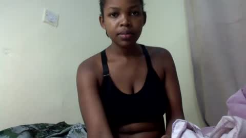 misty_shee online show from 06/19/26, 12:04