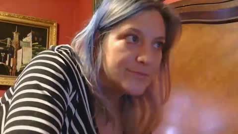 Snapshot of mistymountains96 chatting on 02/13/26, 02:02 Misty Mountains online show from 02/13/26, 02:02