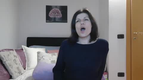 MISXY500310 online show from 02/01/25, 08:05