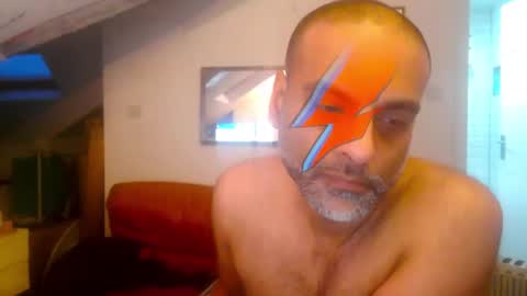 Snapshot of mita335918 chatting on 02/05/26, 05:06 mita335918 online show from 02/05/26, 05:06