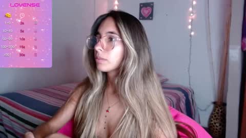 Snapshot of mitchwilson1 chatting on 11/11/25, 10:54 mitchwilson1 online show from 11/11/25, 10:54