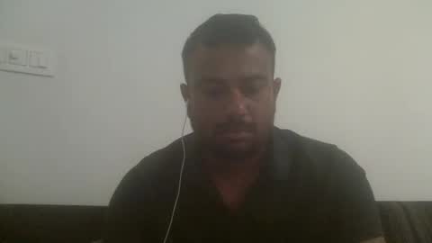 mitesh25295 online show from 05/02/26, 08:41