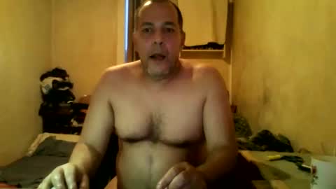 Snapshot of mito51 chatting on 01/08/25, 04:11 mito51 online show from 01/08/25, 04:11