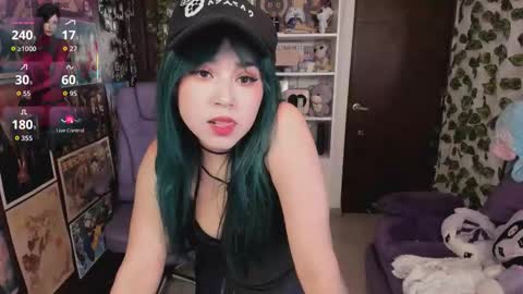 Emili online show from 03/13/26, 02:07