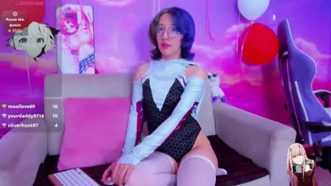 mitsuri_nyx online show from 03/11/26, 12:22