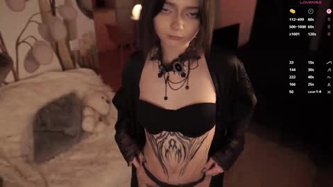 Yuka online show from 10/23/25, 06:28