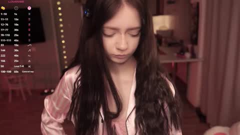 Yuka online show from 11/21/25, 07:01