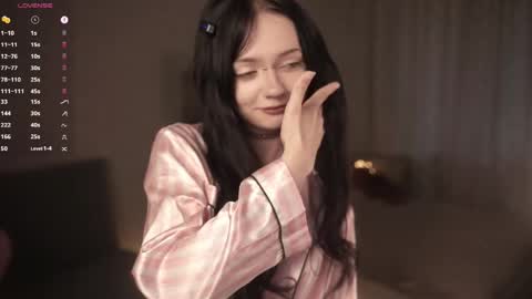 Snapshot of miuri_miy chatting on 05/29/26, 06:06 Yuka online show from 05/29/26, 06:06