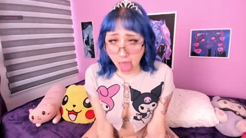  Miwa Violet  online show from 02/06/25, 10:00