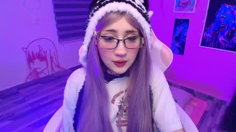 Snapshot of miwaviolet chatting on 05/26/26, 02:29 Miwa Violet online show from 05/26/26, 02:29