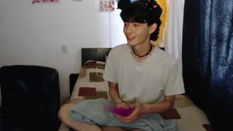 Naomi and Nekorii online show from 10/19/25, 09:59