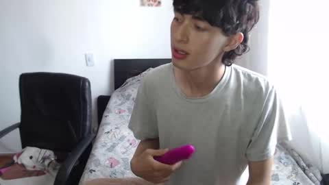 Naomi and Nekorii online show from 10/21/25, 12:28