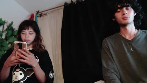 Snapshot of mixipeach chatting on 04/07/26, 03:29 Naomi and Nekorii online show from 04/07/26, 03:29