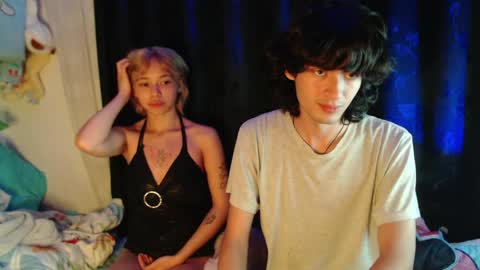 Snapshot of mixipeach chatting on 05/15/26, 07:48 Naomi and Nekorii online show from 05/15/26, 07:48