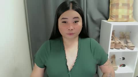 Snapshot of miya_licious chatting on 04/01/26, 01:41 cassie marie online show from 04/01/26, 01:41