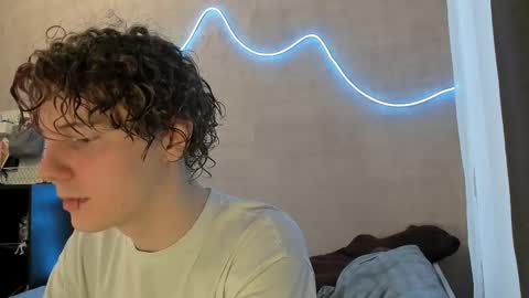 MeowMiku online show from 02/06/26, 01:58