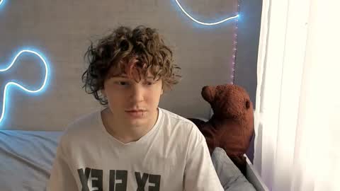 MeowMiku online show from 02/09/26, 09:02