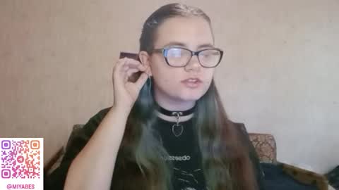 Milana online show from 09/10/25, 01:22